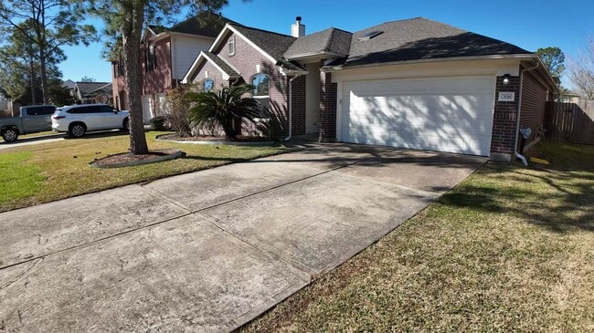 property at 3118 Flatwood Ct