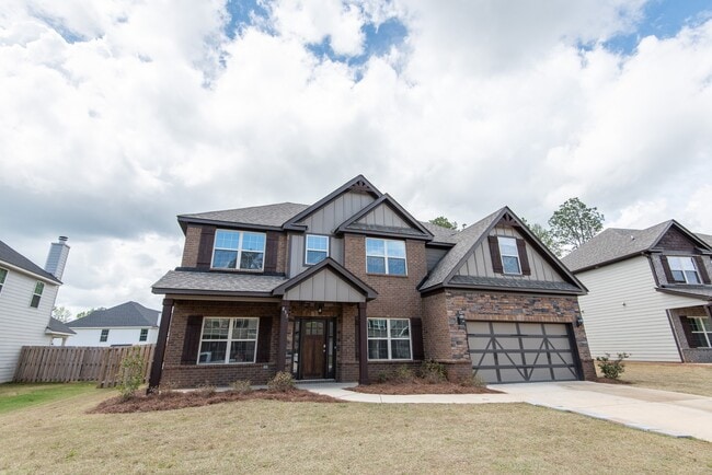 West Richland Single Family Home - SHORTER in Auburn, AL - Building Photo - Building Photo