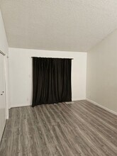 166 Kathy Ellen Dr in Vallejo, CA - Foto de edificio - Building Photo