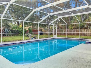 6170 NW 57th Ct in Ocala, FL - Foto de edificio - Building Photo