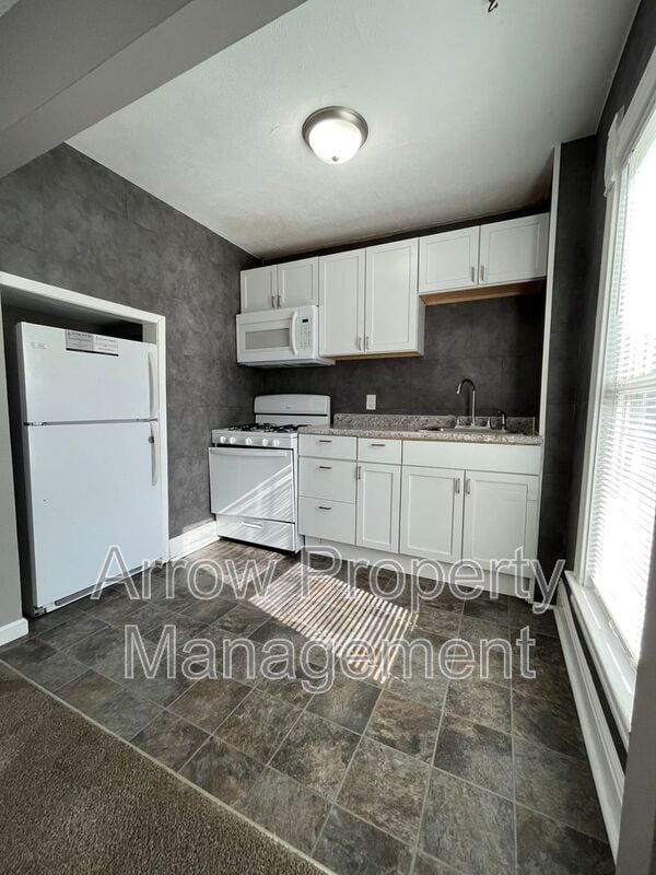 property at 445 N 25th St