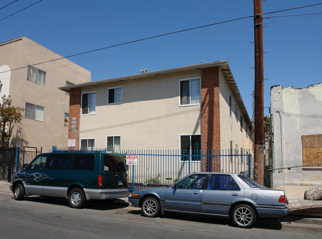 634-636 N Kingsley Dr in Los Angeles, CA - Foto de edificio - Building Photo