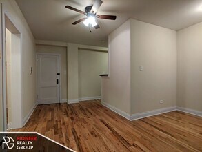 812 W Diversey Pky, Unit #818-S in Chicago, IL - Building Photo - Building Photo