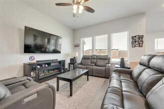3360 N Crowley Cleburne Rd in Fort Worth, TX - Building Photo - Building Photo