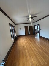 1814 Olive St, Unit 2 in Scranton, PA - Foto de edificio - Building Photo