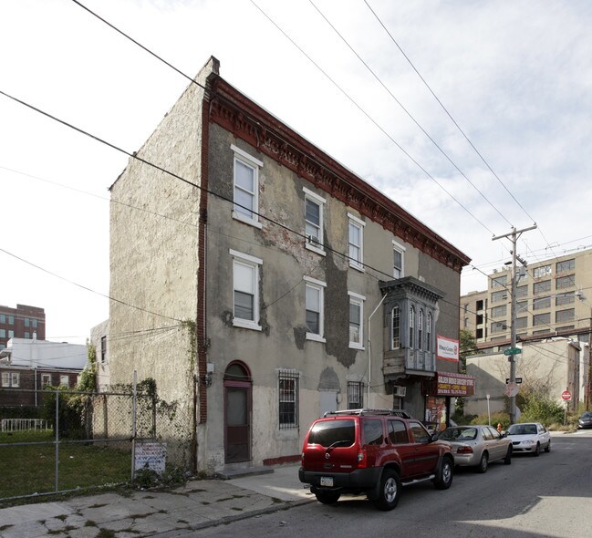 549 N 10th St in Philadelphia, PA - Foto de edificio - Building Photo