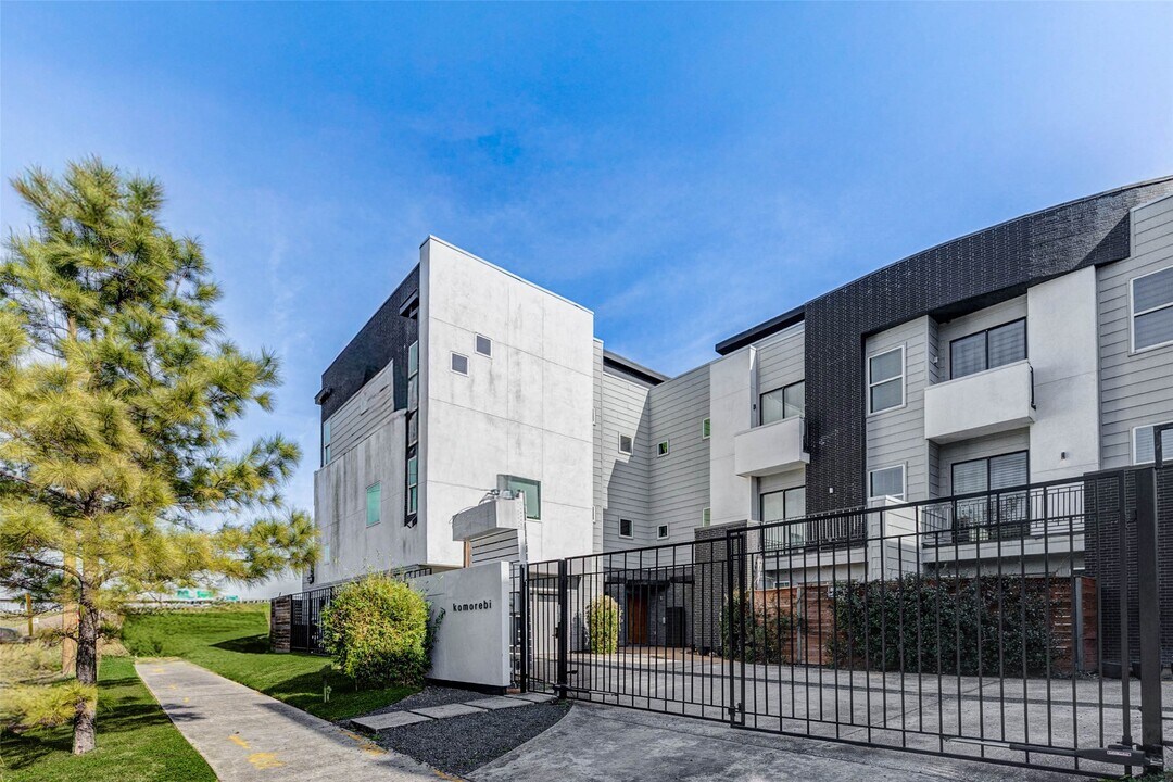 4115 Chartres St in Houston, TX - Building Photo