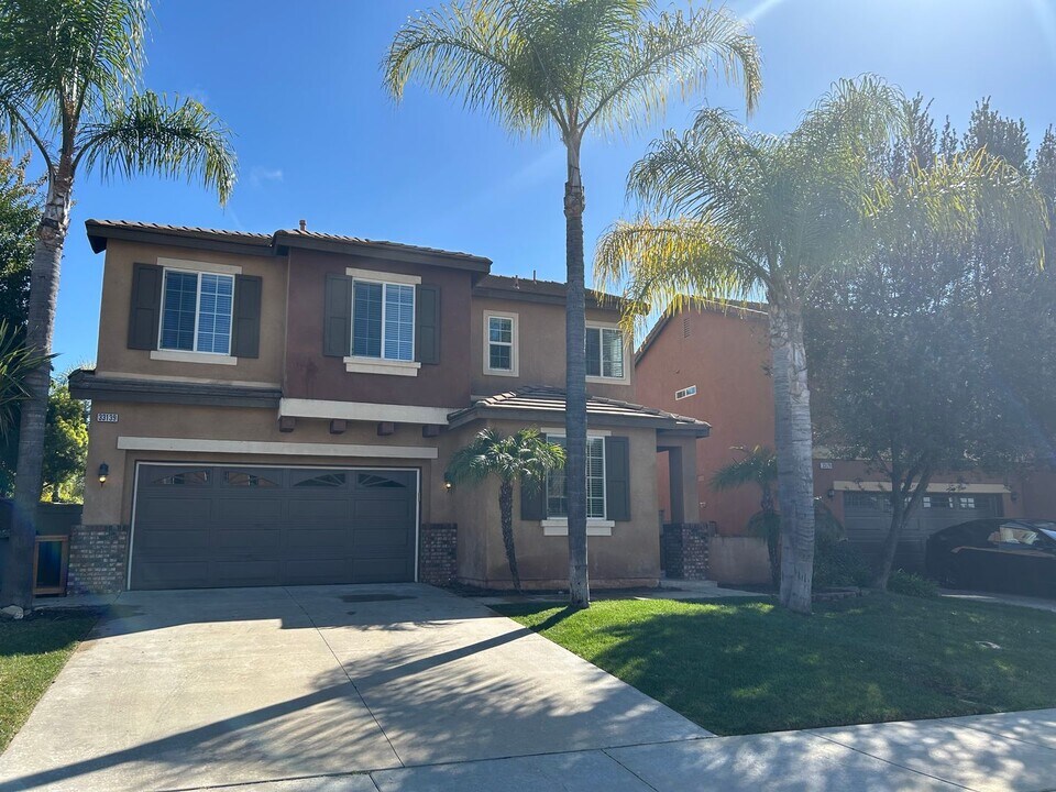 33139 Puffin St in Temecula, CA - Building Photo