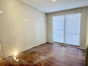 205 W Conyers Ave in Florence, SC - Building Photo - Building Photo