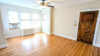 3750 W Giddings St in Chicago, IL - Building Photo - Building Photo