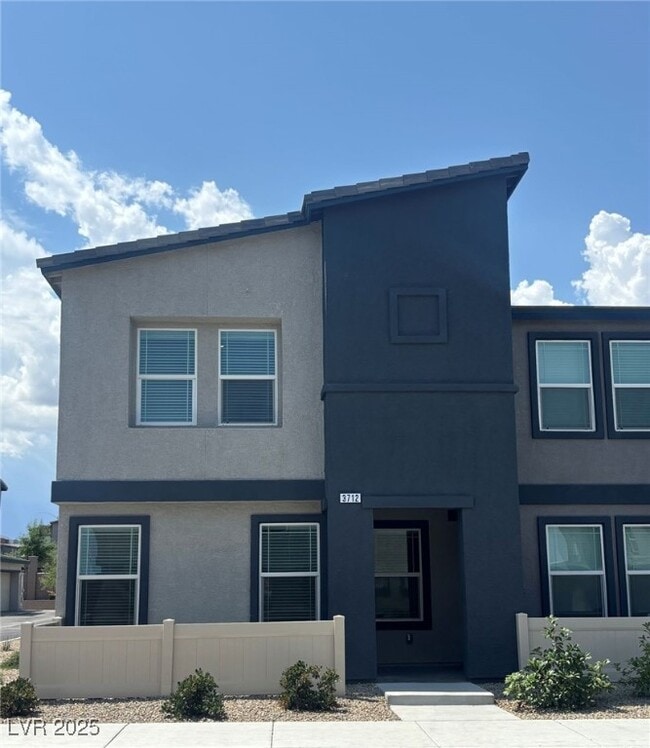 property at 3712 Celesta Vis Ave