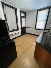 3036 N Ashland Ave, Unit 2 in Chicago, IL - Foto de edificio - Building Photo