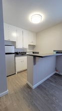 1818 N New Hampshire Ave in Los Angeles, CA - Building Photo - Building Photo