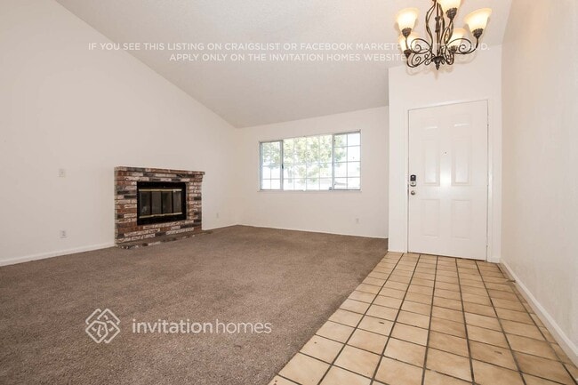 7419 Skander Way in Sacramento, CA - Foto de edificio - Building Photo