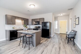 5188 N Jasmine Ct in Bel Aire, KS - Building Photo - Building Photo