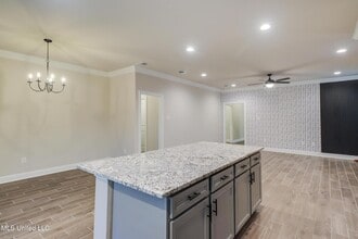 856 Leeward Dr in Biloxi, MS - Building Photo - Building Photo