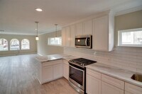 904 Maltby St photo'