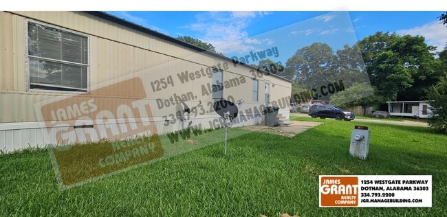 property at 113 Hibiscus Cir