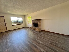 120 E Canton St in Broken Arrow, OK - Building Photo - Building Photo