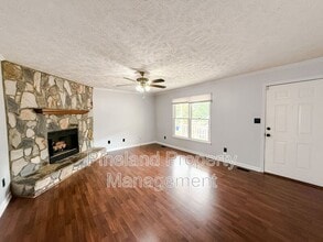 6623 Pacific Ave in Fayetteville, NC - Building Photo - Building Photo