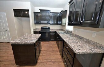 916 Iona Dr in Fort Worth, TX - Building Photo - Building Photo
