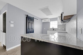 112 E Peter St in Edinburg, TX - Building Photo - Building Photo