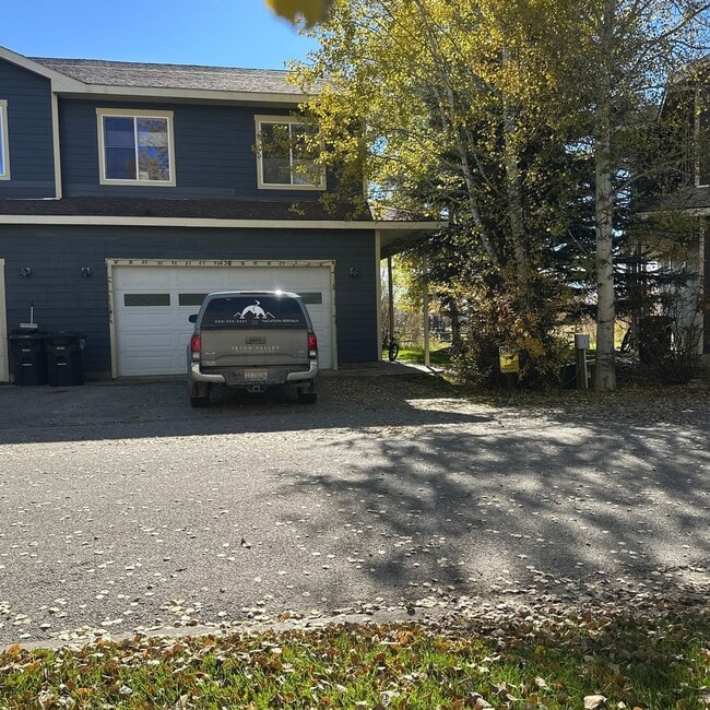 property at 430 Forest View Dr