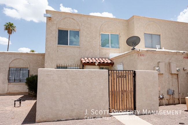 property at 1432 N 54th Ave