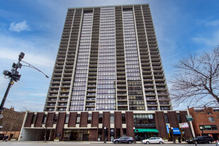 1636 N Wells St, Unit 3414 Apartments