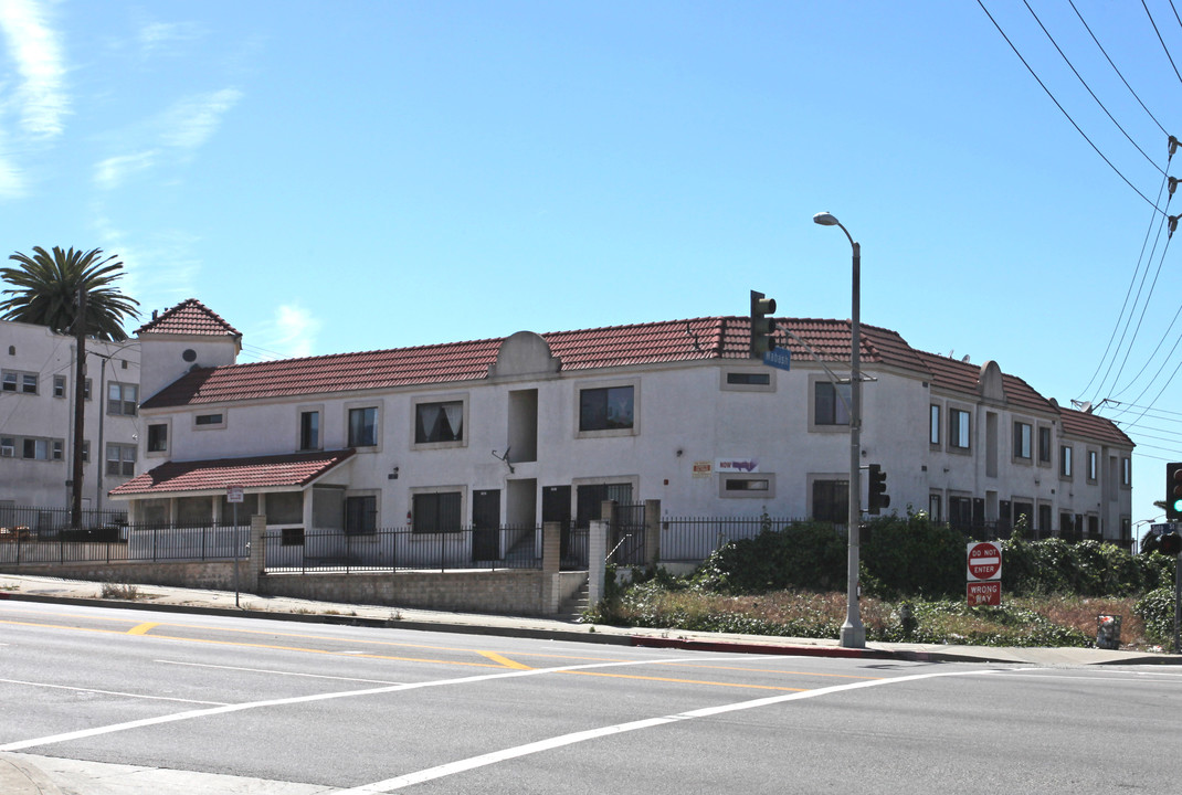 2315 Barlow St in Los Angeles, CA - Building Photo