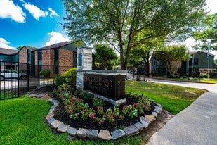Oak Bend Apartments in Tomball, TX - Building Photo