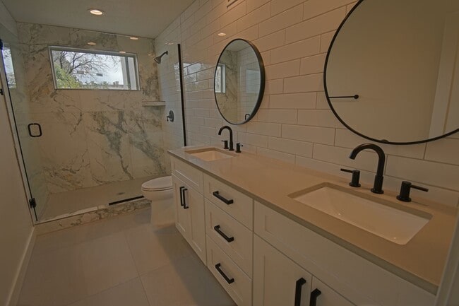 9740 Colonial Cir NE in Albuquerque, NM - Building Photo - Building Photo