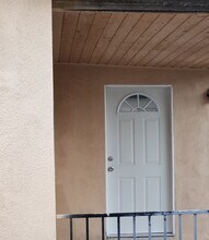 1531 W 71st St in Los Angeles, CA - Building Photo - Building Photo