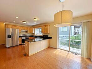30 Salisbury Rd in Newton, MA - Building Photo - Building Photo