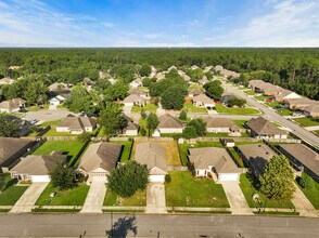 13727 Fox Hill Dr in Gulfport, MS - Building Photo - Building Photo