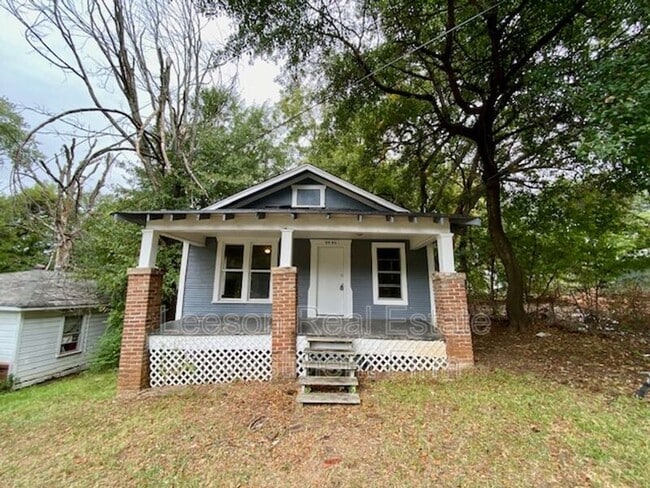 property at 2934 Harp St