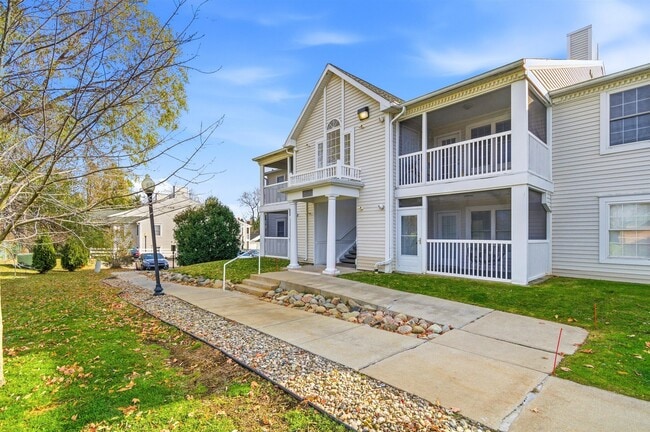 property at 2233 S Main St