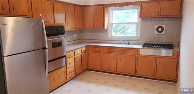 7108 Polk St in North Bergen, NJ - Building Photo - Building Photo