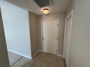 1556 Conway Ct in the Villages, FL - Building Photo - Building Photo