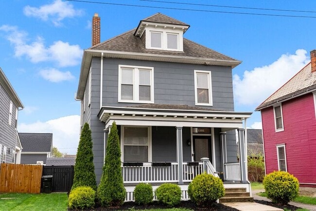 property at 1101 E Rich St