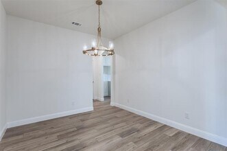 2312 Glasgow Wy in Denton, TX - Building Photo - Building Photo