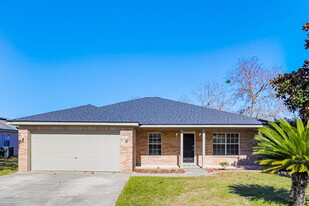 3278 Chad Bourne Dr in Green Cove Springs, FL - Building Photo
