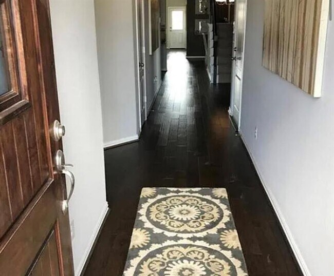 100 Plantain Dr in Hutto, TX - Building Photo - Building Photo