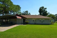 10701 N Morningview St