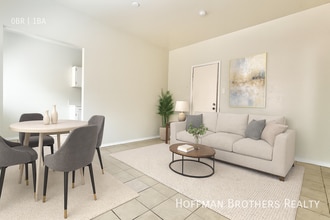 5606 S Figueroa St in Los Angeles, CA - Building Photo - Building Photo