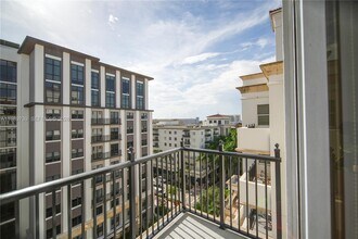4100 Salzedo St in Coral Gables, FL - Building Photo - Building Photo