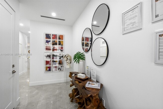 325 SW 16th St in Fort Lauderdale, FL - Building Photo - Building Photo