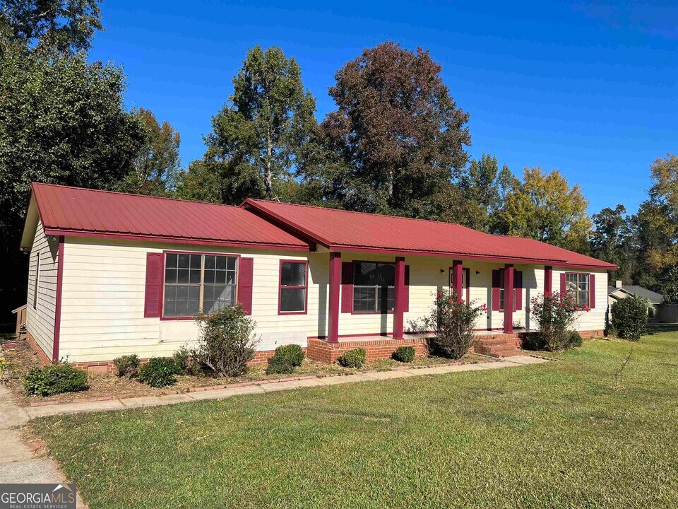 2442 Womack Cir in Milledgeville, GA - Building Photo