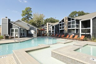 Apartments For Rent Near 1960 Kuykendahl Center In Houston Tx Bridges Of Cypress Creek Apartments