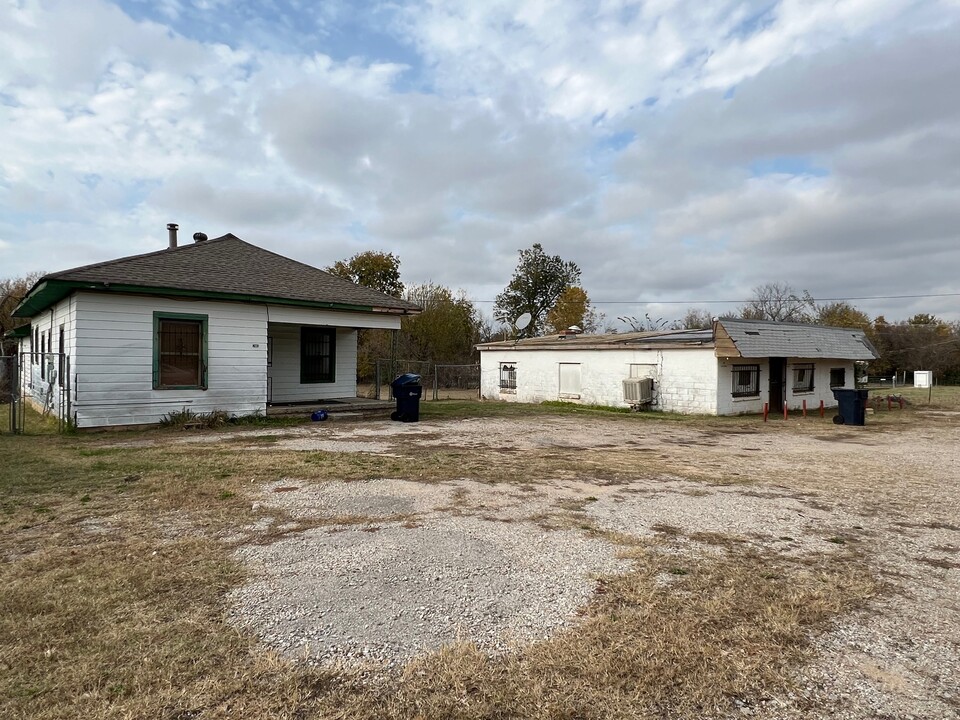 7803 N Westminster Rd in Spencer, OK - Building Photo